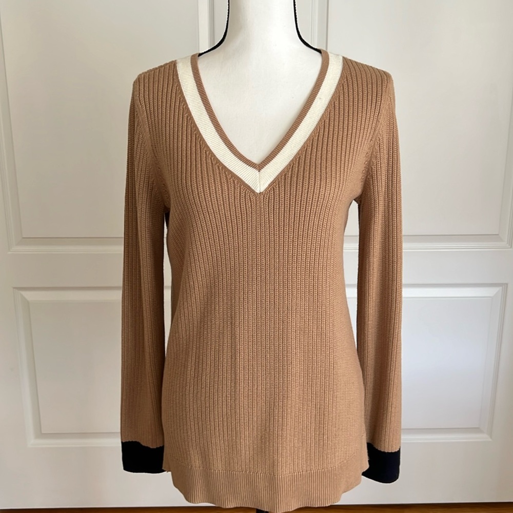 Talbots NWT v neck sweater with contrast color trim
